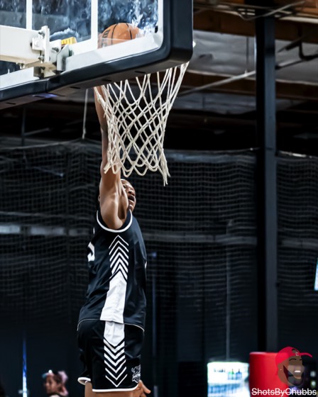 17U Black Spring 2026 photo 18